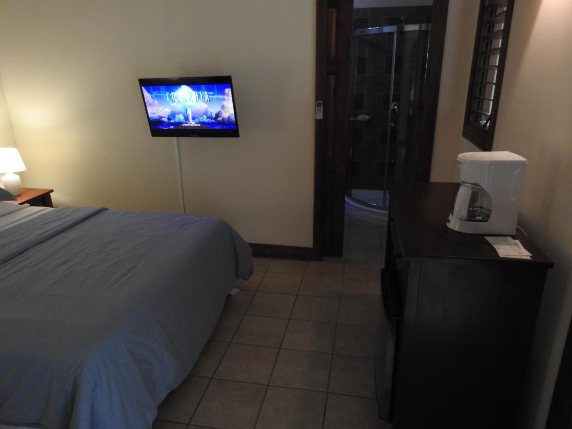 Playa Negra Guesthouse Cahuita Δωμάτιο φωτογραφία