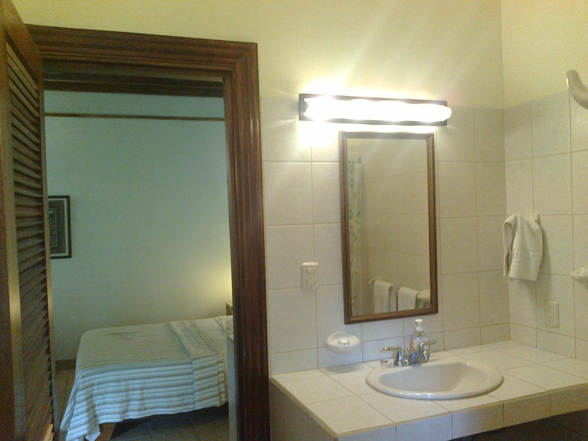Playa Negra Guesthouse Cahuita Εξωτερικό φωτογραφία